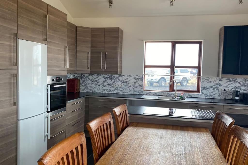 Eaglerock Guesthouse And Tours เคียร์กยูไปยาเคลาสตูร์ ภายนอก รูปภาพ
